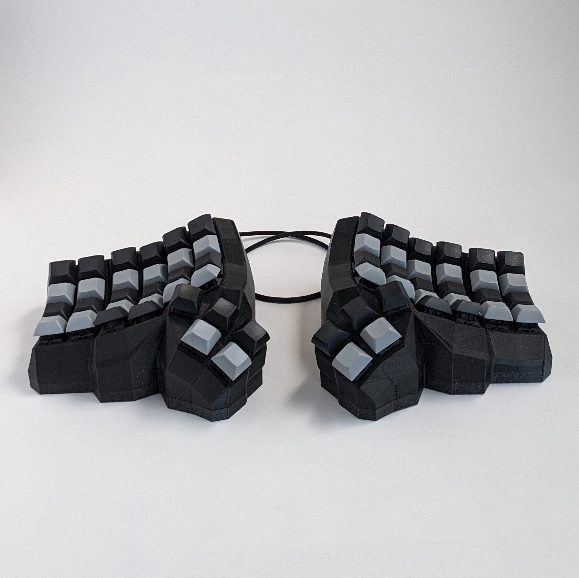 taikohub ergonomic split hotswappable mechanical keyboard size medium in black 2022